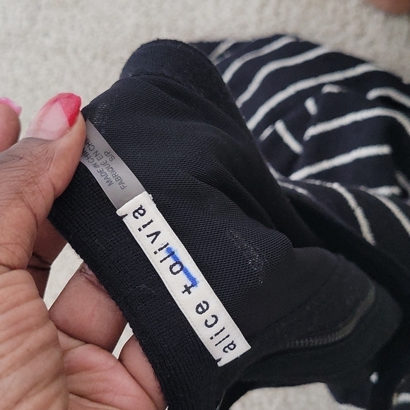 Alice + olivia monah stripe fit and flare Sweater Mini dress size S - Picture 3 of 9